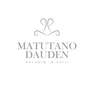 <span>HOTEL MATUTANO DAUDEN</span><i>→</i>